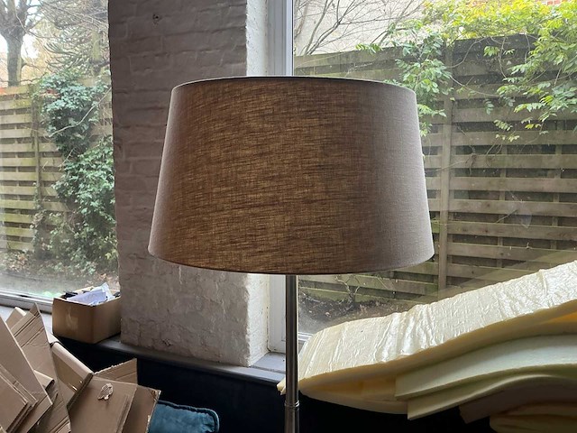 Staande lamp - afbeelding 3 van  3
