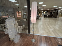Staande lamp - afbeelding 1 van  8