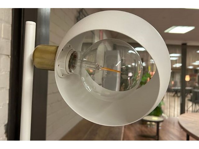 Staande lamp - afbeelding 2 van  6
