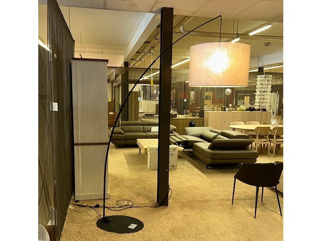 Staande lamp - afbeelding 1 van  8