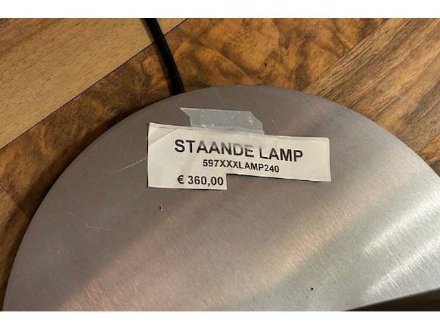 Staande lamp - afbeelding 5 van  5