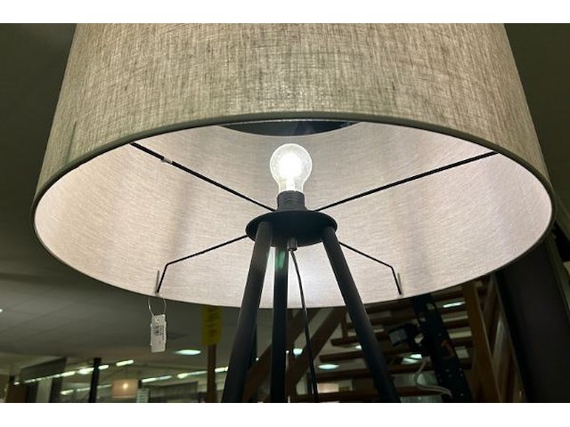 Staande lamp - afbeelding 2 van  2