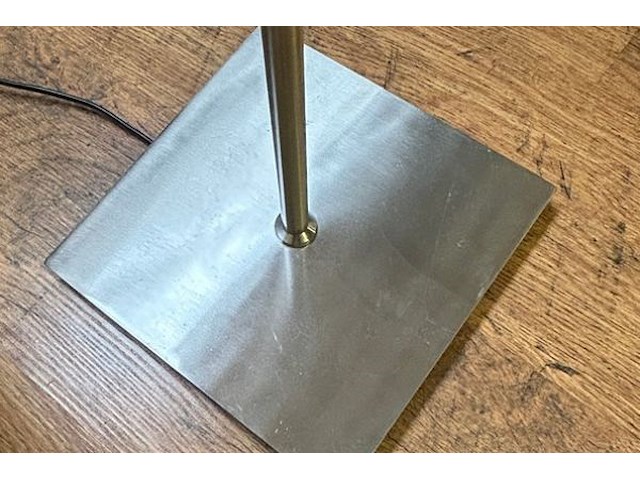 Staande lamp - afbeelding 6 van  6