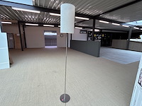 Staande lamp - afbeelding 1 van  4