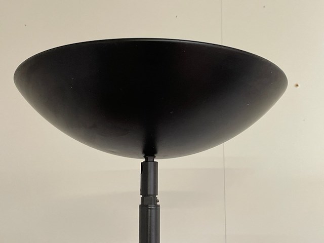 Staande lamp - afbeelding 1 van  5
