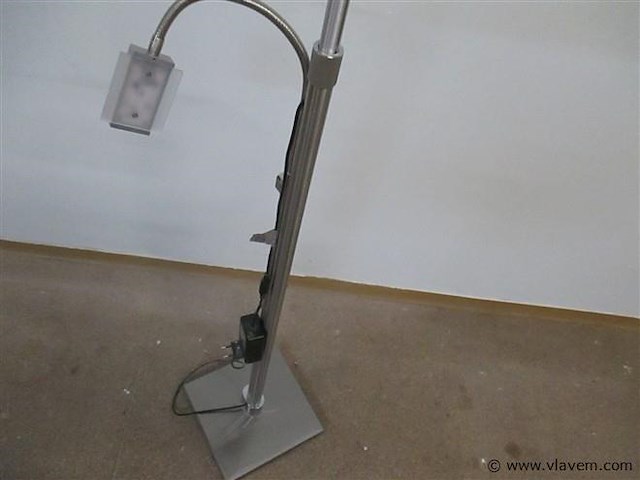 Staande lamp - afbeelding 3 van  3