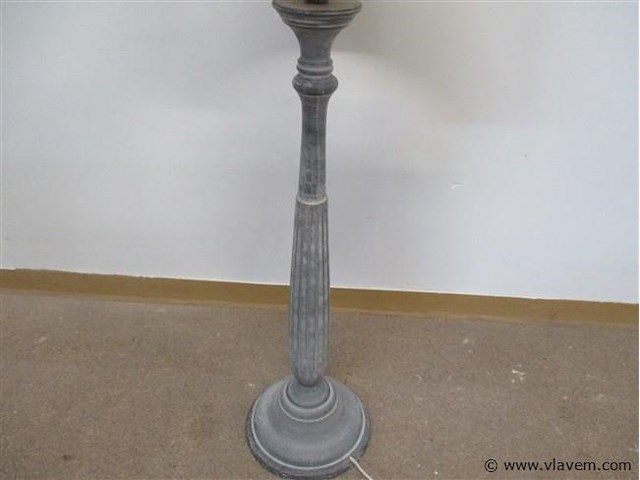 Staande lamp - afbeelding 3 van  3