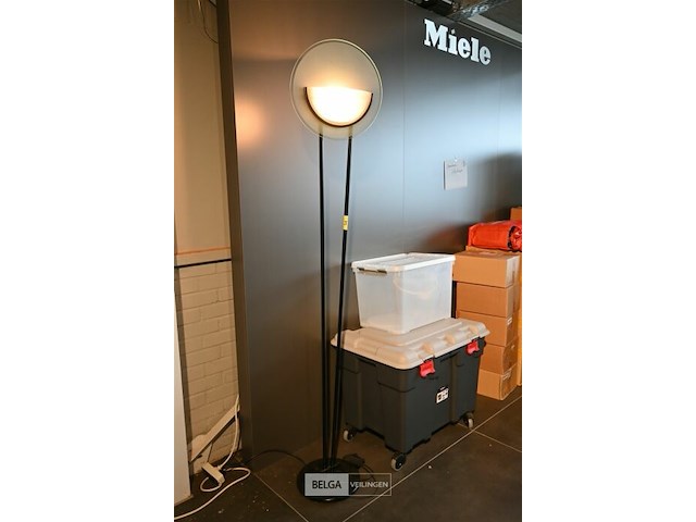 Staande lamp - afbeelding 2 van  2