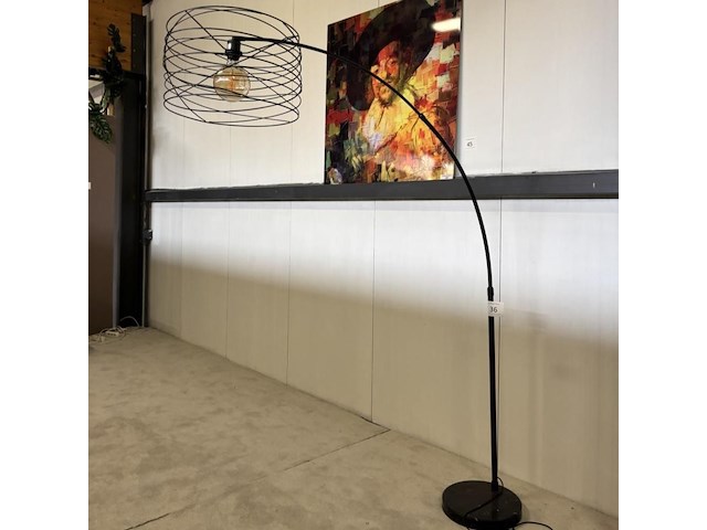 Staande lamp - afbeelding 1 van  3