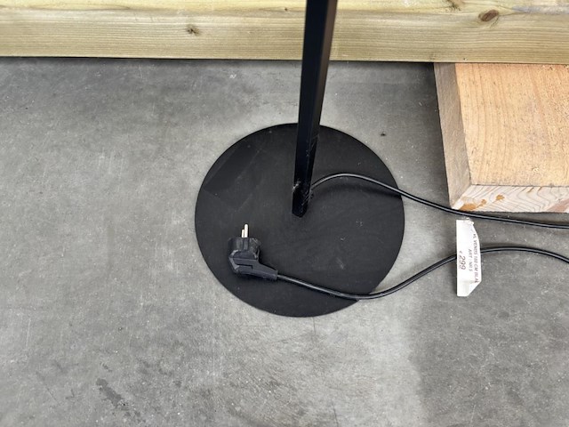 Staande lamp - afbeelding 4 van  4