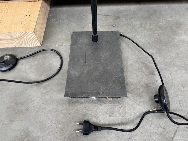 Staande lamp - afbeelding 3 van  3
