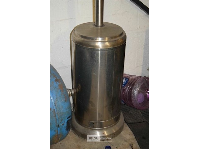 Staande terrasverwarmer op gas - afbeelding 3 van  4