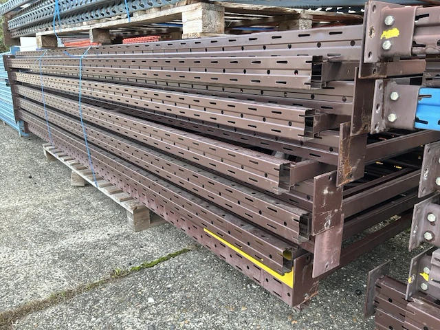 Staanders voor palletstelling (12x) - afbeelding 1 van  4