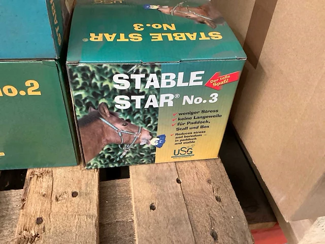Stable star liksteenhouder (10x) - afbeelding 2 van  5