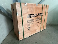 Stahlfest 100 liter v-twin zuigercompressor - afbeelding 6 van  14