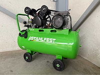 Stahlfest 100 liter v-twin zuigercompressor - afbeelding 7 van  14
