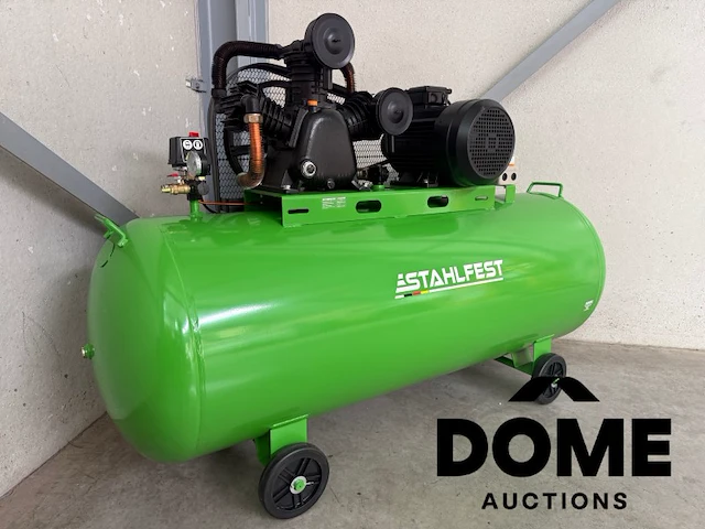 Stahlfest 500 liter 3-cilinder zuigercompressor - afbeelding 1 van  8