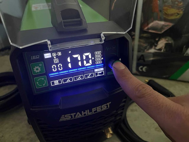 Stahlfest sfw210tig tig-lasmachine - afbeelding 9 van  12