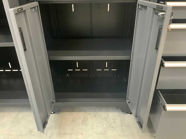Stahlgruppe gc-01 werkbank met kasten en opbergruimte - afbeelding 3 van  12