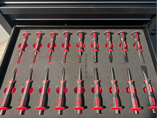 Stahlgruppe sg32-24 gevulde gereedschapswagen - afbeelding 23 van  40