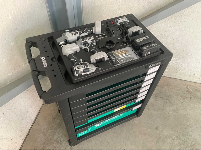 Stahlgruppe sg9 gevulde gereedschapswagen + accu gereedschappen - afbeelding 20 van  24