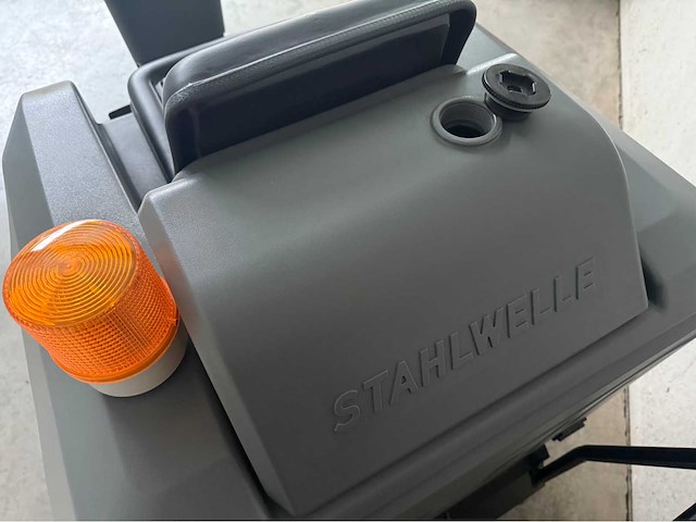 Stahlwelle ecoclean zelfrijdende veegmachine - afbeelding 17 van  33