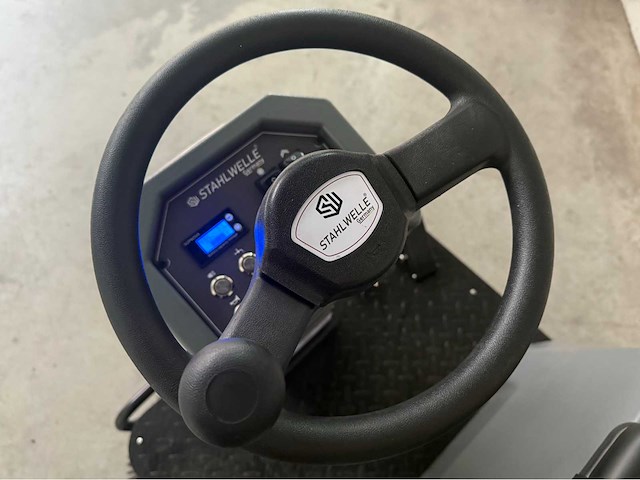 Stahlwelle ecoclean zelfrijdende veegmachine - afbeelding 9 van  30