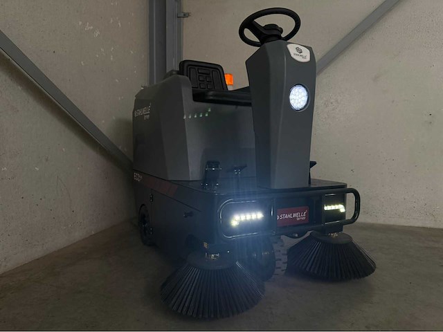 Stahlwelle ecoclean zelfrijdende veegmachine - afbeelding 3 van  30