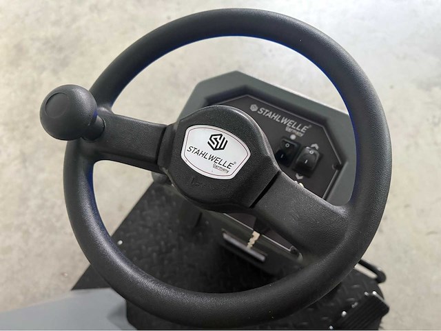 Stahlwelle ecoclean zelfrijdende veegmachine - afbeelding 11 van  33