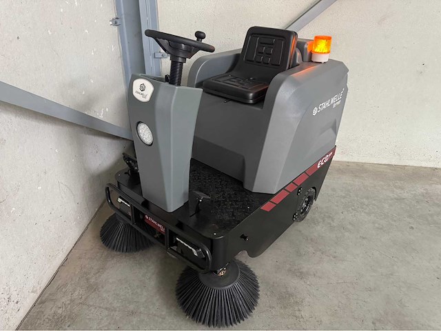Stahlwelle ecoclean zelfrijdende veegmachine - afbeelding 29 van  33