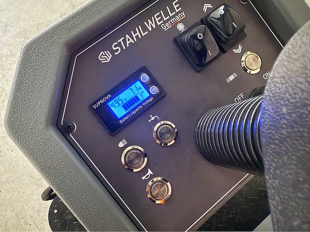 Stahlwelle ecoclean zelfrijdende veegmachine - afbeelding 6 van  26