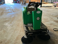 Stahlwerk sw1250 zelfrijdende veegmachine - afbeelding 2 van  8