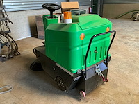 Stahlwerk sw1250 zelfrijdende veegmachine - afbeelding 4 van  8