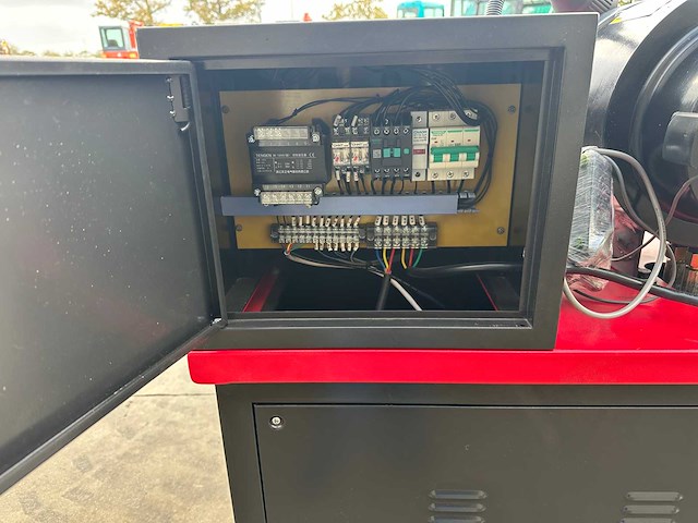 Stahlworks - 2024 - sw- 51 - hydraulische slangenpers - afbeelding 6 van  16