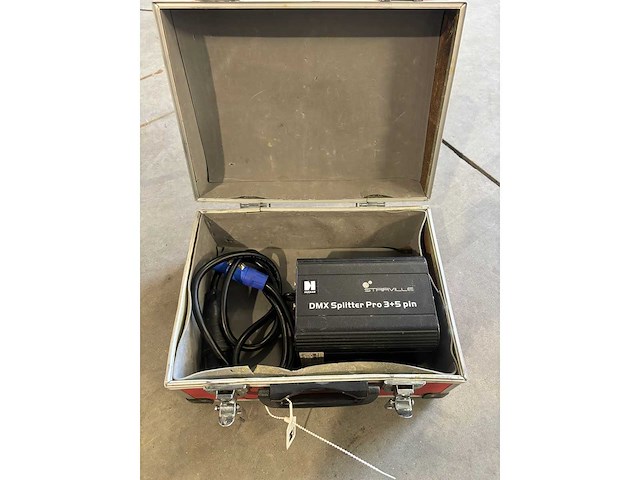 Stairville dmx splitter - afbeelding 3 van  3