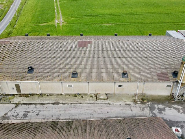 Stal 44x22m - panelen 20cm dikte - afbeelding 1 van  1