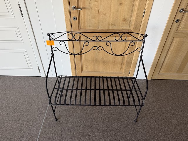 Stalen bankje - afbeelding 1 van  2