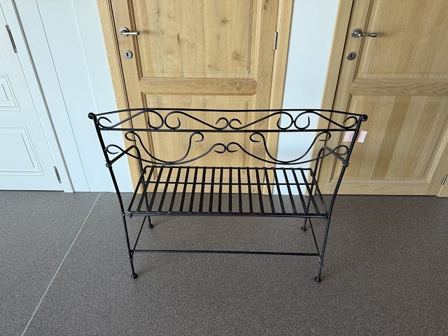 Stalen bankje - afbeelding 2 van  2