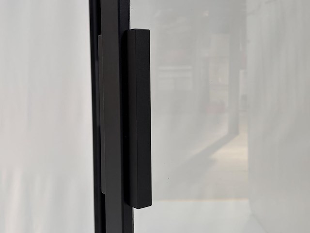 Stalen binnendeur afgemastikeerd - afbeelding 3 van  5