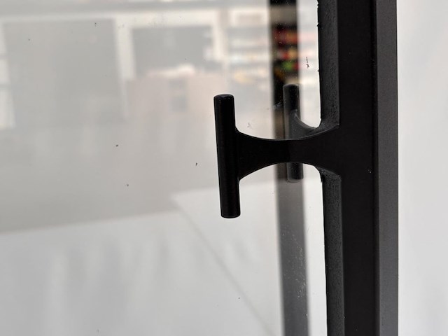 Stalen binnendeur afgemastikeerd - afbeelding 3 van  5