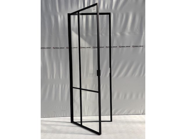 Stalen binnendeur afgemastikeerd - afbeelding 1 van  5