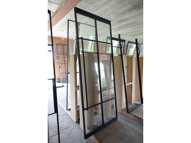 Stalen deur met glas - afbeelding 2 van  2