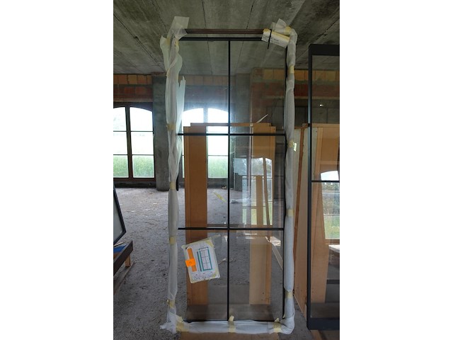Stalen deur met glas - afbeelding 1 van  4