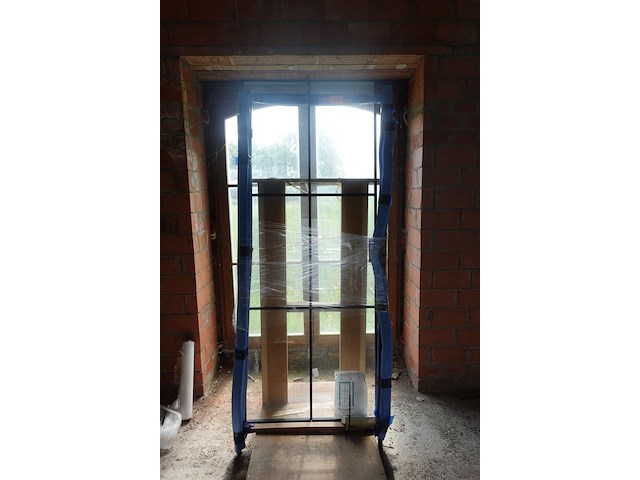Stalen deur met glas - afbeelding 1 van  3