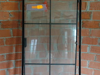 Stalen deur met glas - afbeelding 1 van  2