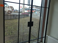 Stalen deur - afbeelding 2 van  2