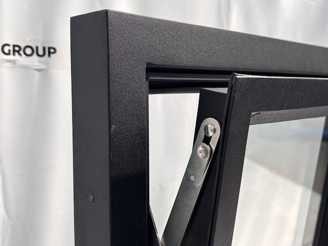 Stalen kipraam - buitenschrijnwerk - afbeelding 4 van  6