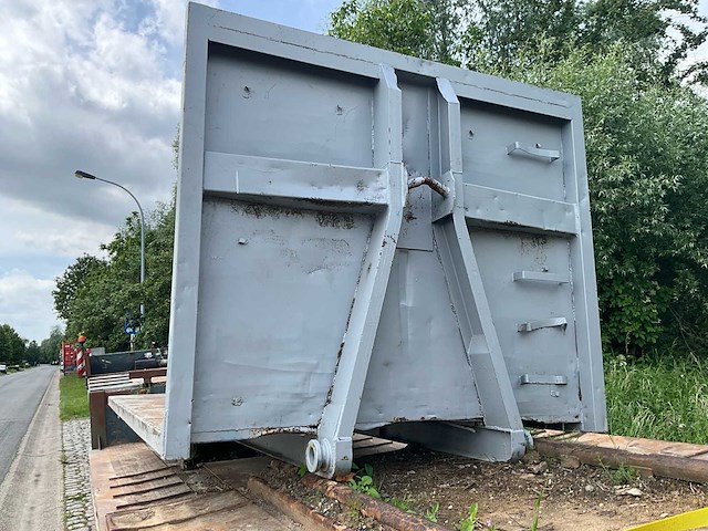 Stalen laadplatform 6m - industrieel - afbeelding 4 van  11