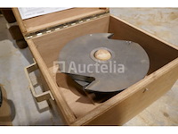 Stalen pennenbeitel in houten kist deel 2 - afbeelding 3 van  4