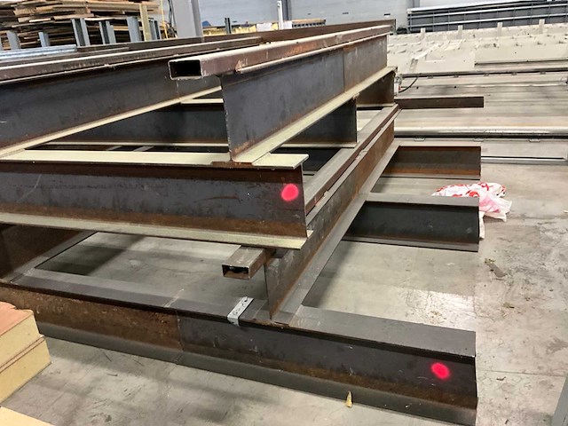 Stalen poutrellen constructie (2x) - afbeelding 2 van  8